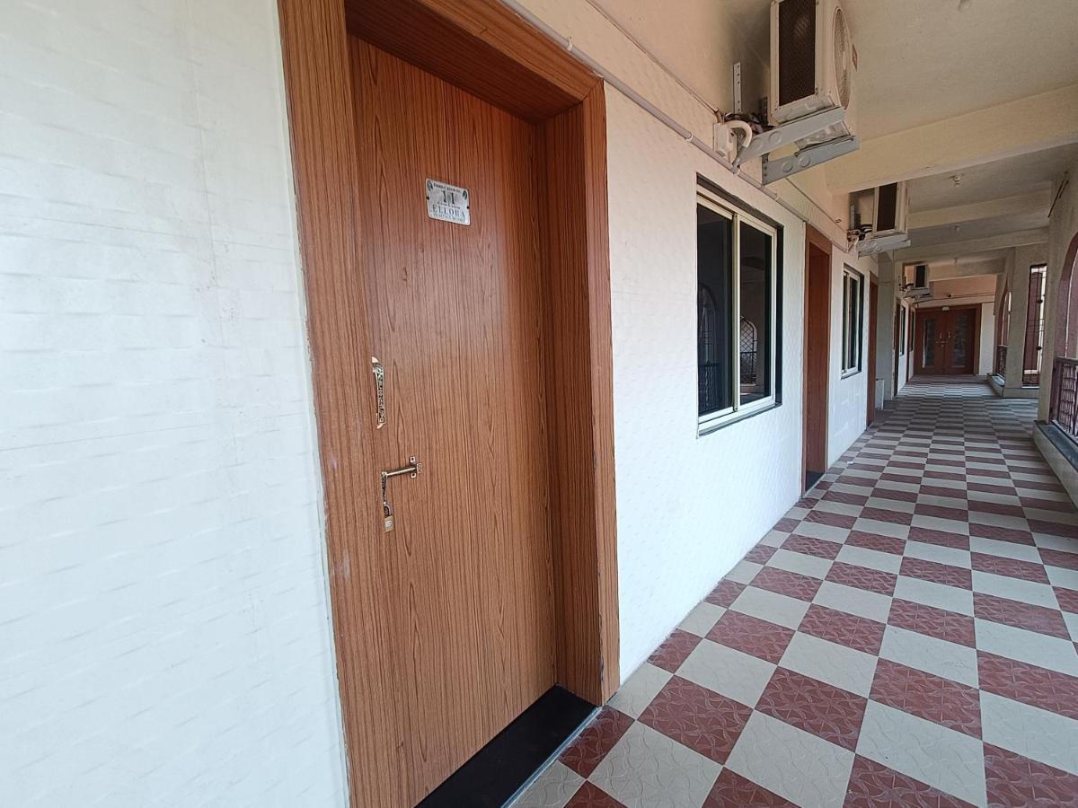 Ellora Heritage Resort Экстерьер фото